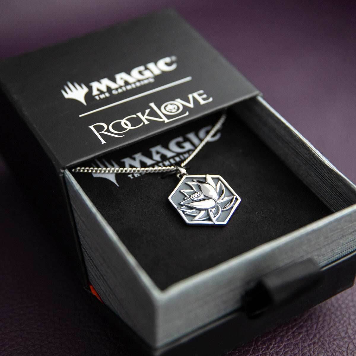 Magic: The Gathering X RockLove Black Lotus Medallion -