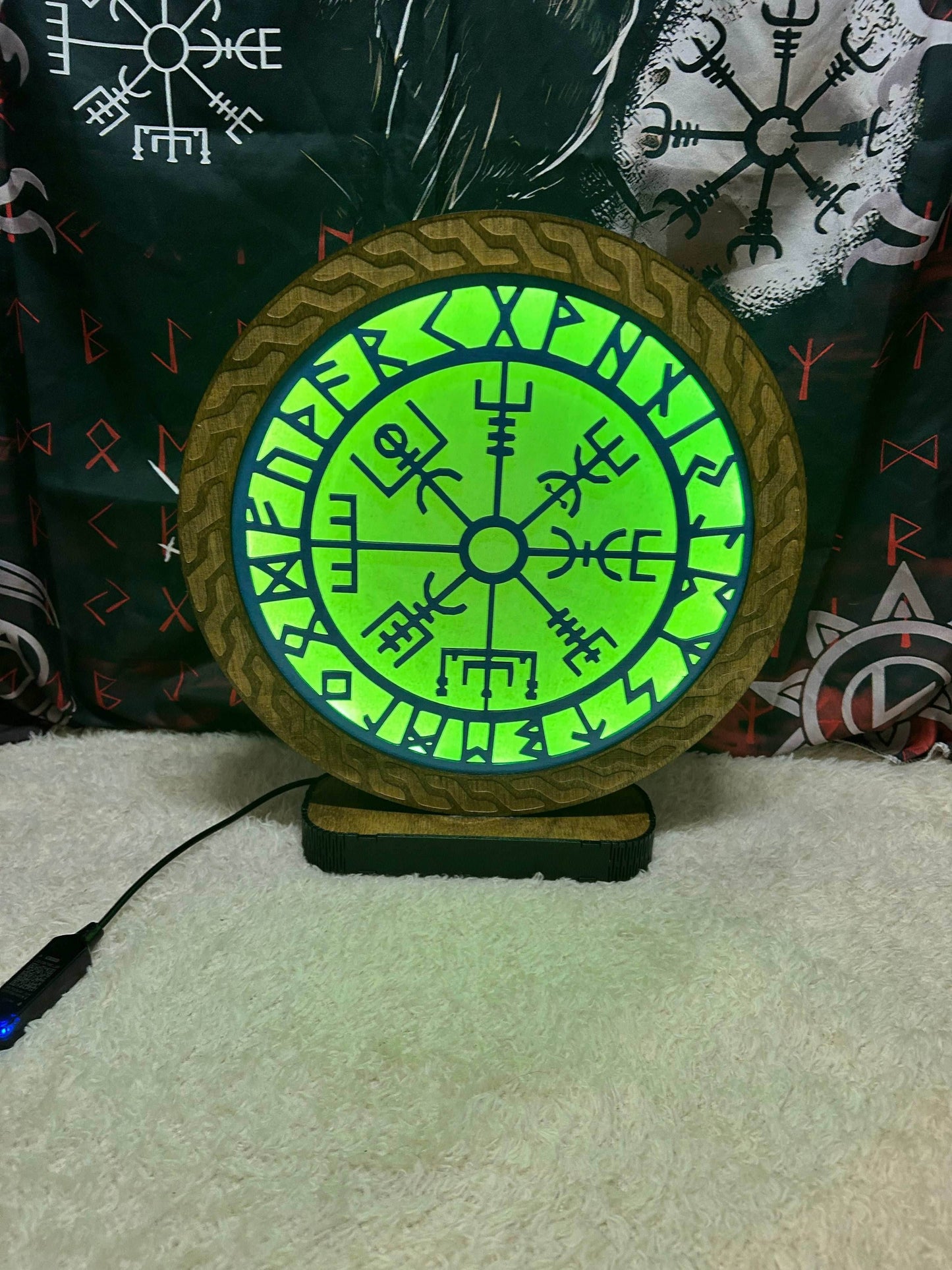 Vegvisir Lamp -