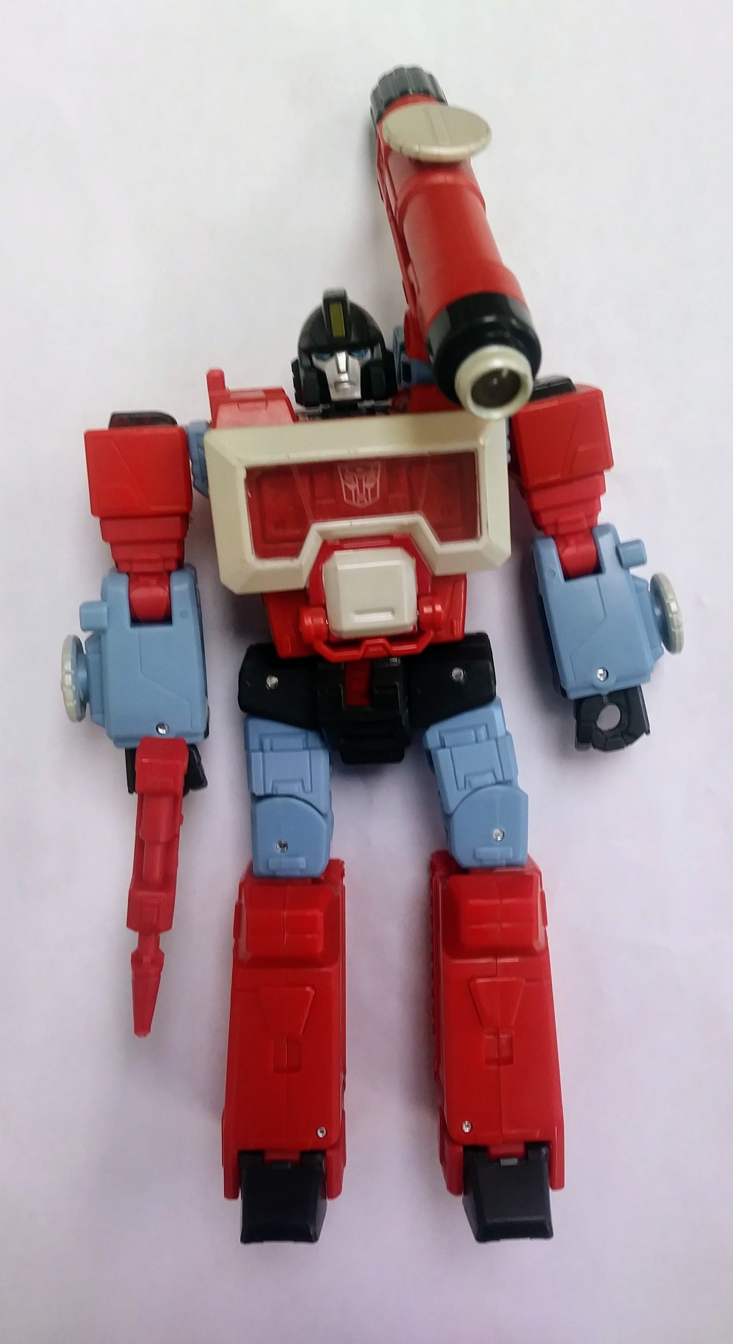 Transformers action figure - Autobot Perceptor (2022)