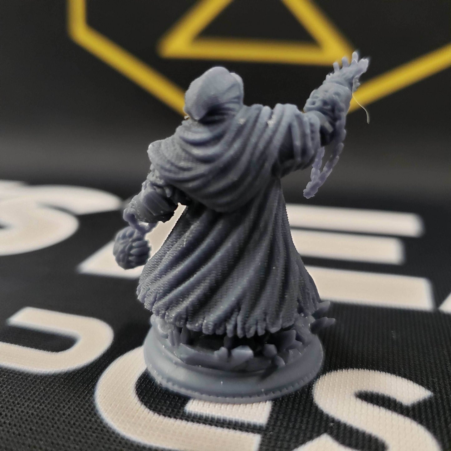 Dorgrid Darnane, Dark Dwarf Rune Sorcerer - 32mm Scale