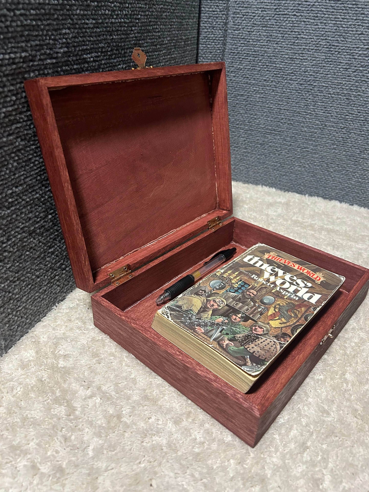 Odin’s Raven Box -