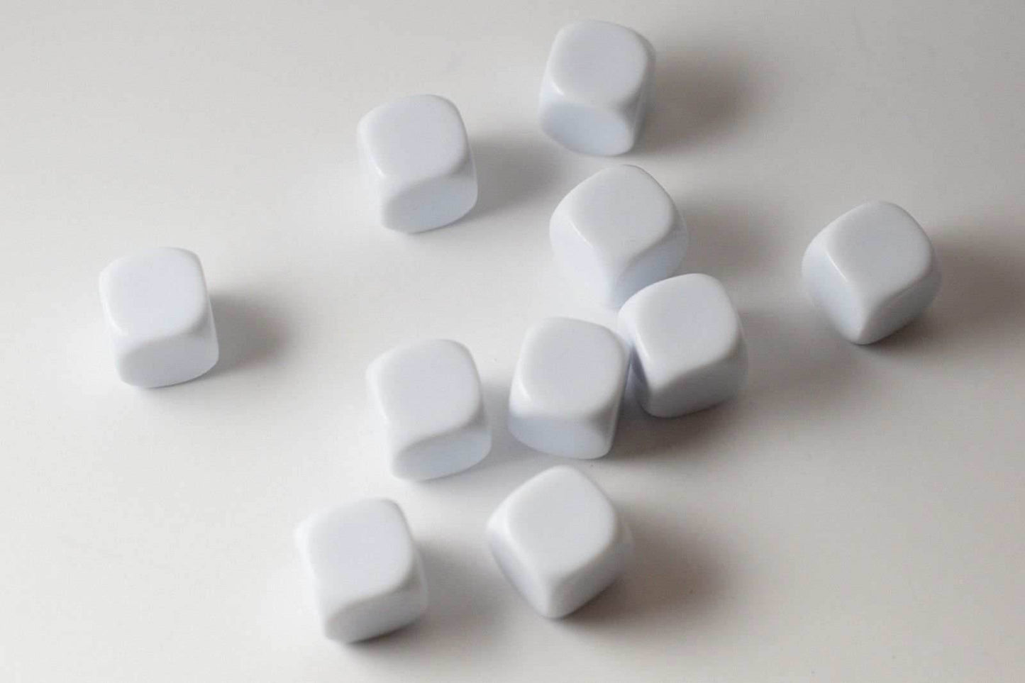 (Sold by Piece) Blank White Dice / Counting Cubes 16mm D6 Square RPG Gaming Dice DIY -