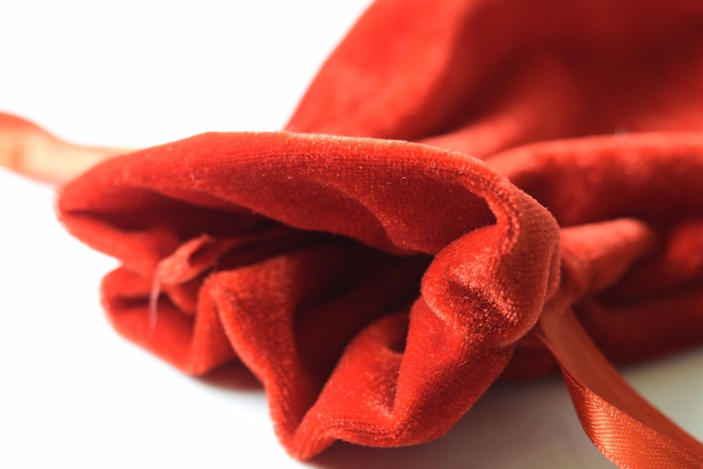Red Large Soft Velvet 4" x 6" Gift Bag Cards RPG Game Dice Bag Counter Pouch