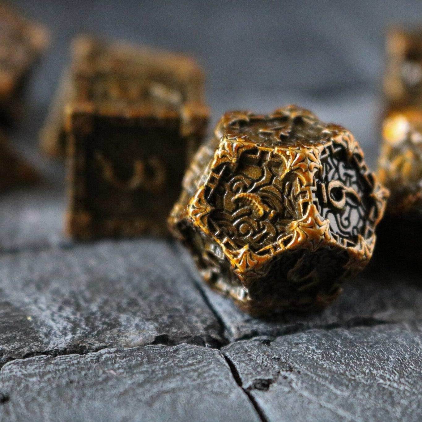 Dagger Gold Metal DND Dice Set - Only 1 D20