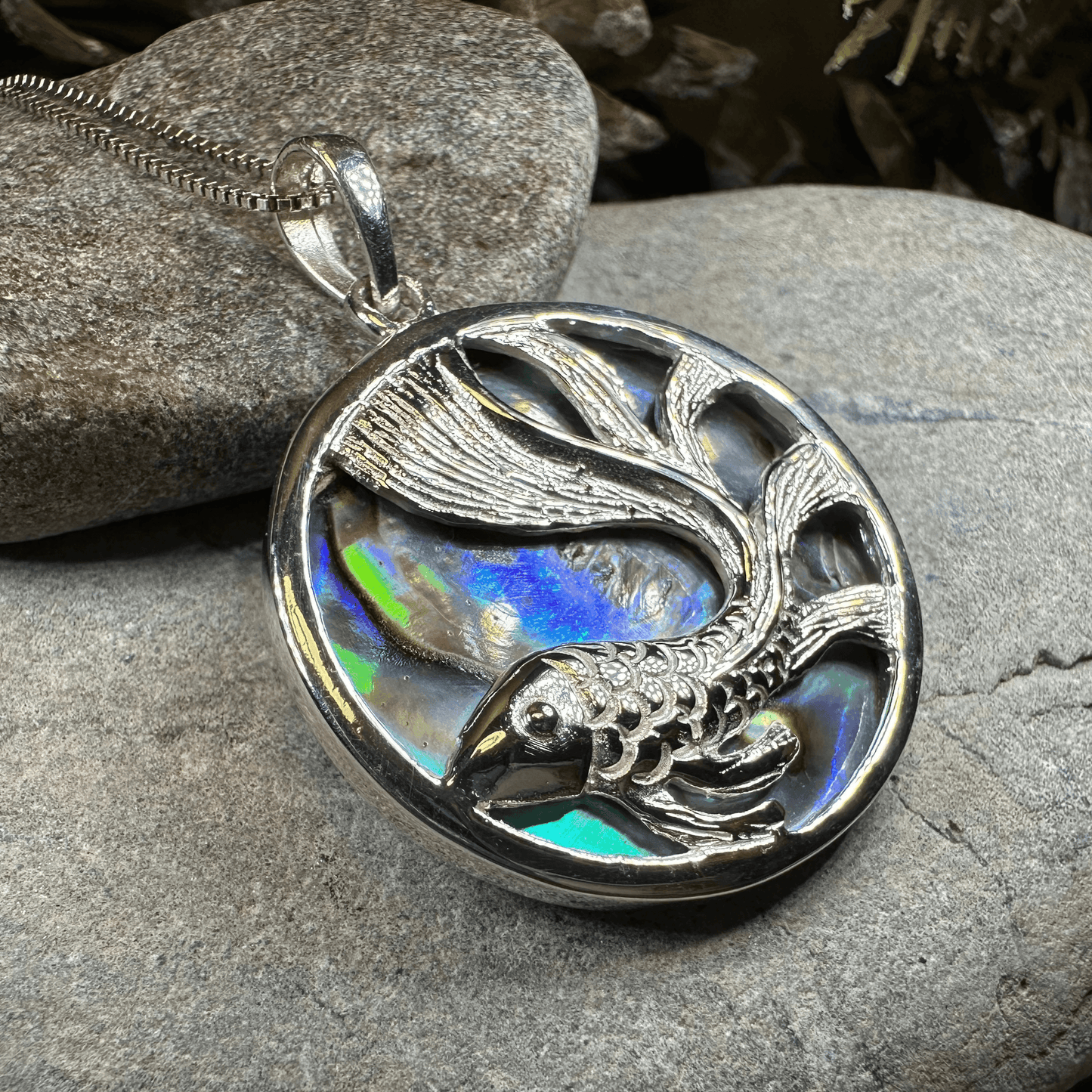 Abalone Koi Fish Necklace - abalone shell / 18