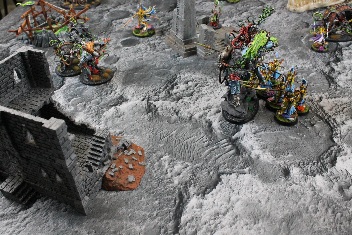 Moonscape - Neoprene Battle Mat - Warhammer, AoS, 40K, Kill Team, MCP, Shatterpoint, Legion, More - 44x60