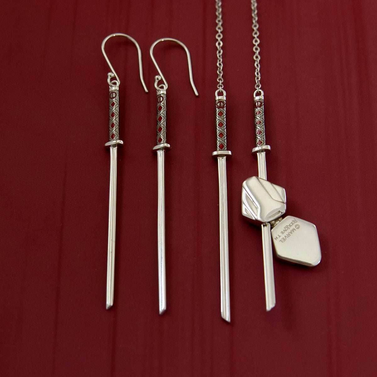 Marvel X RockLove DEADPOOL Katana Necklace -