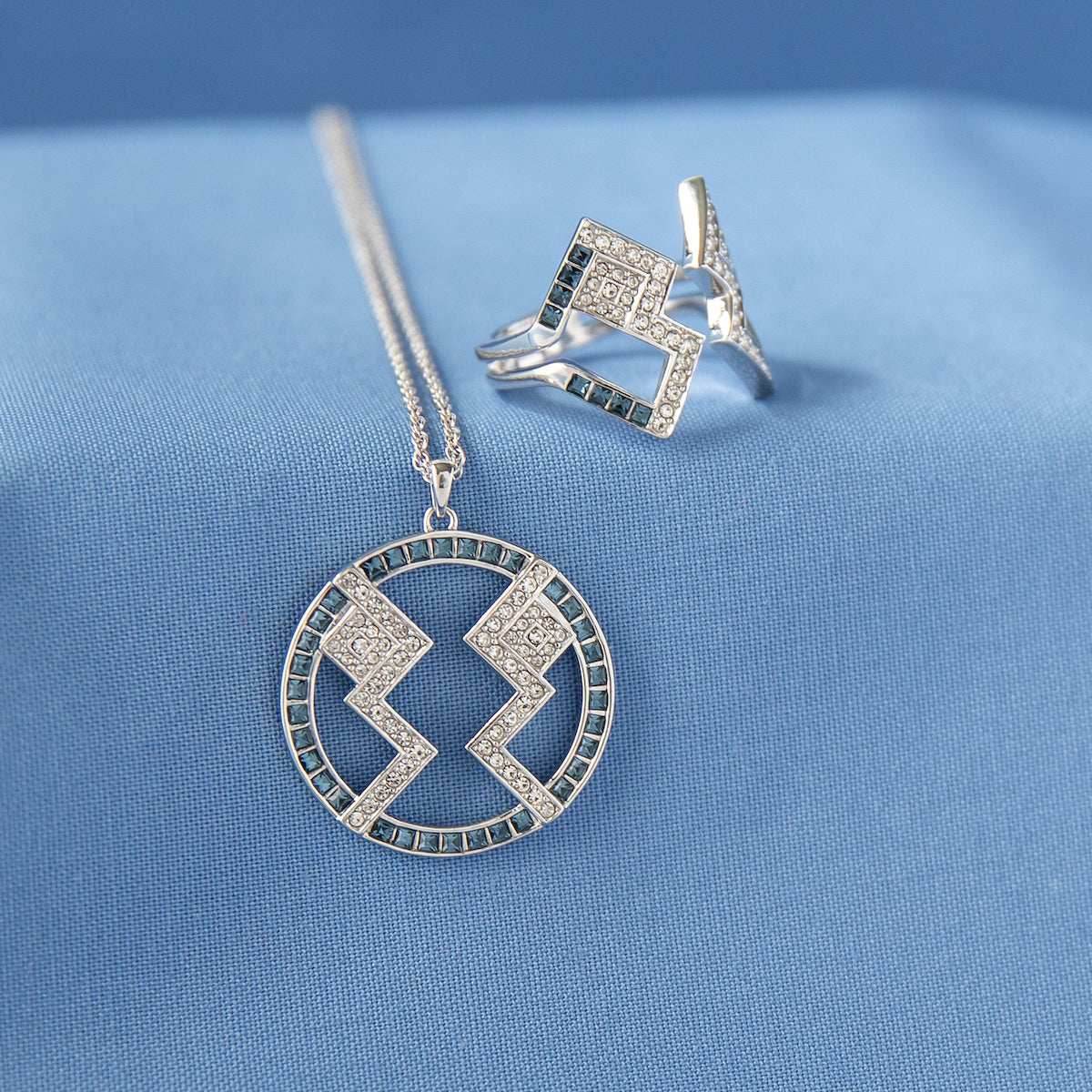 Star Wars X RockLove Ahsoka Tano Crystal Necklace -