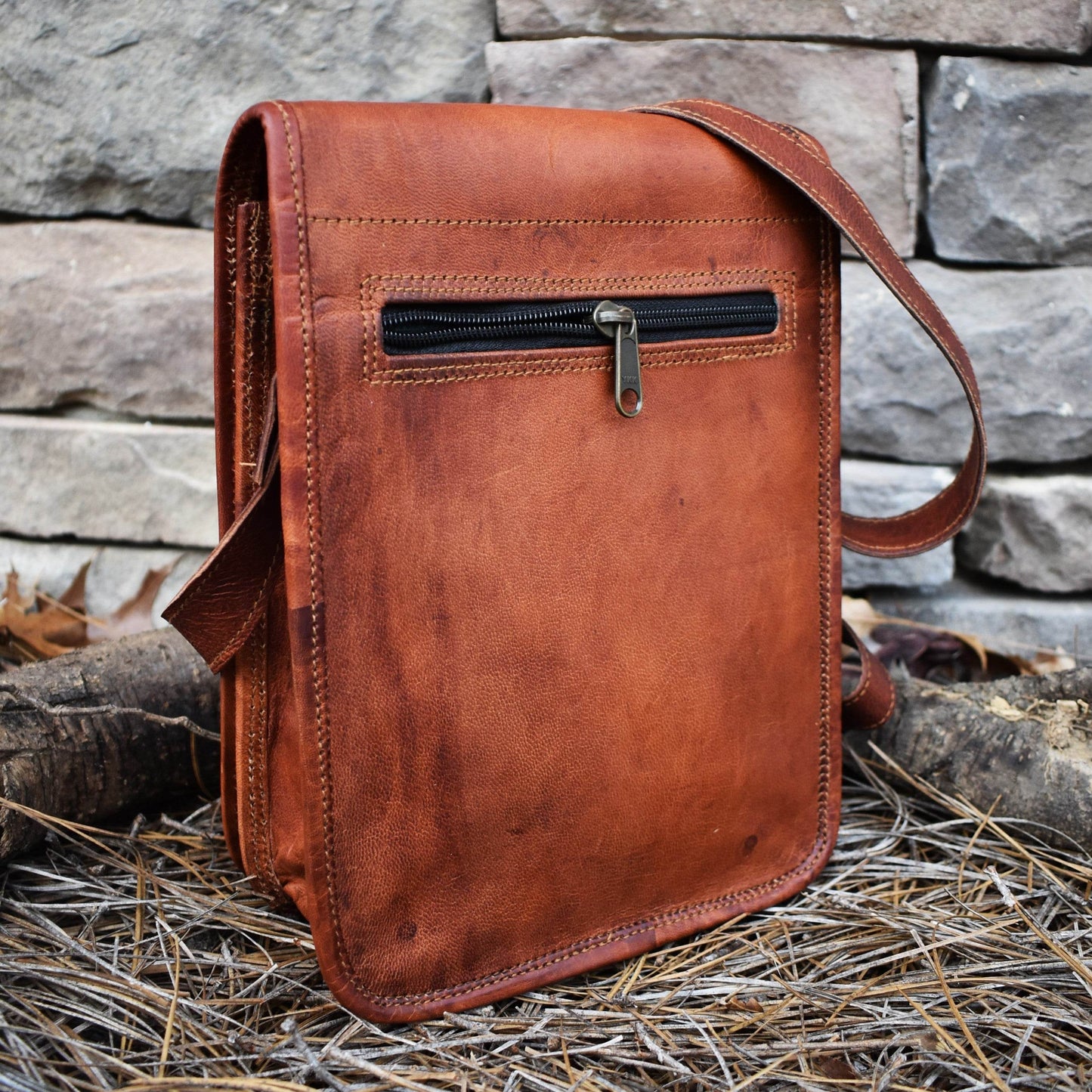 The Pathfinder Leather Flap Satchel - Medium -