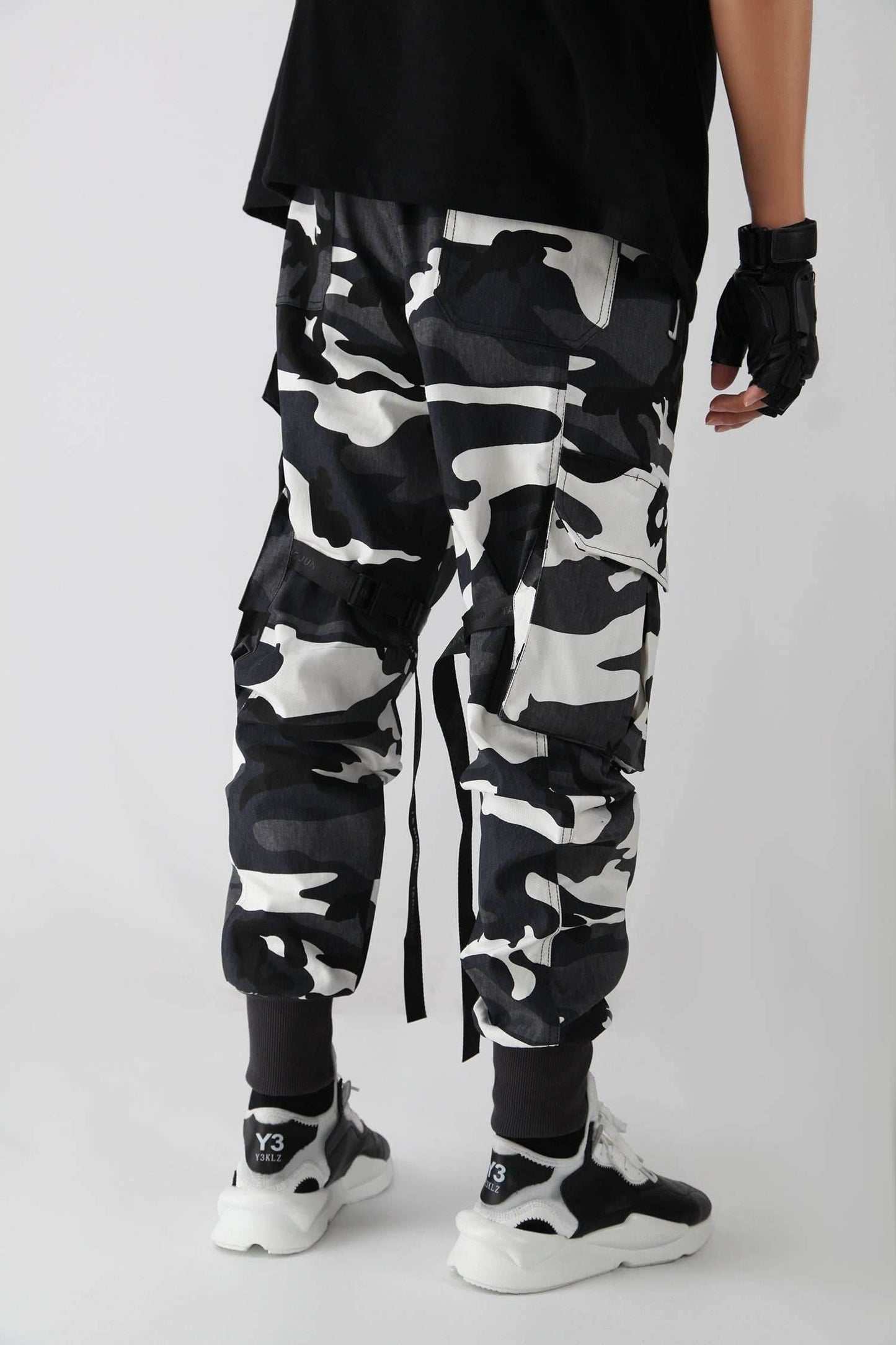 IBP1828 Noble Cargo Pants - Black / S