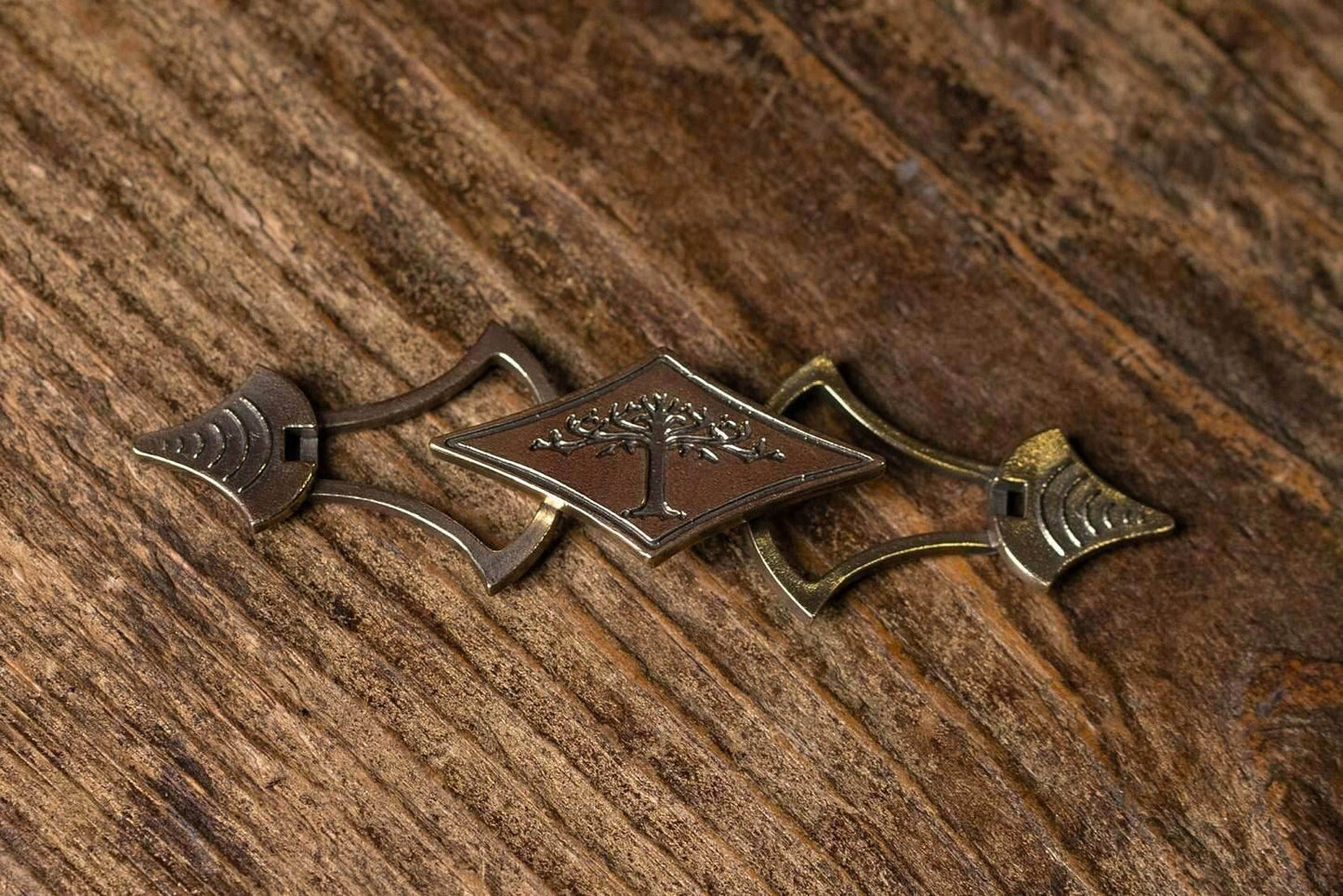 Gondor Buckles (Lord of the Rings) -