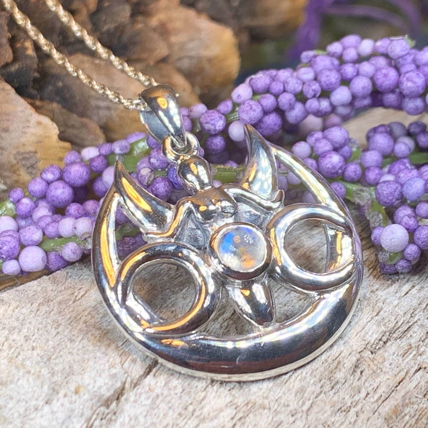 Keilia Triple Moon Goddess Necklace - 18