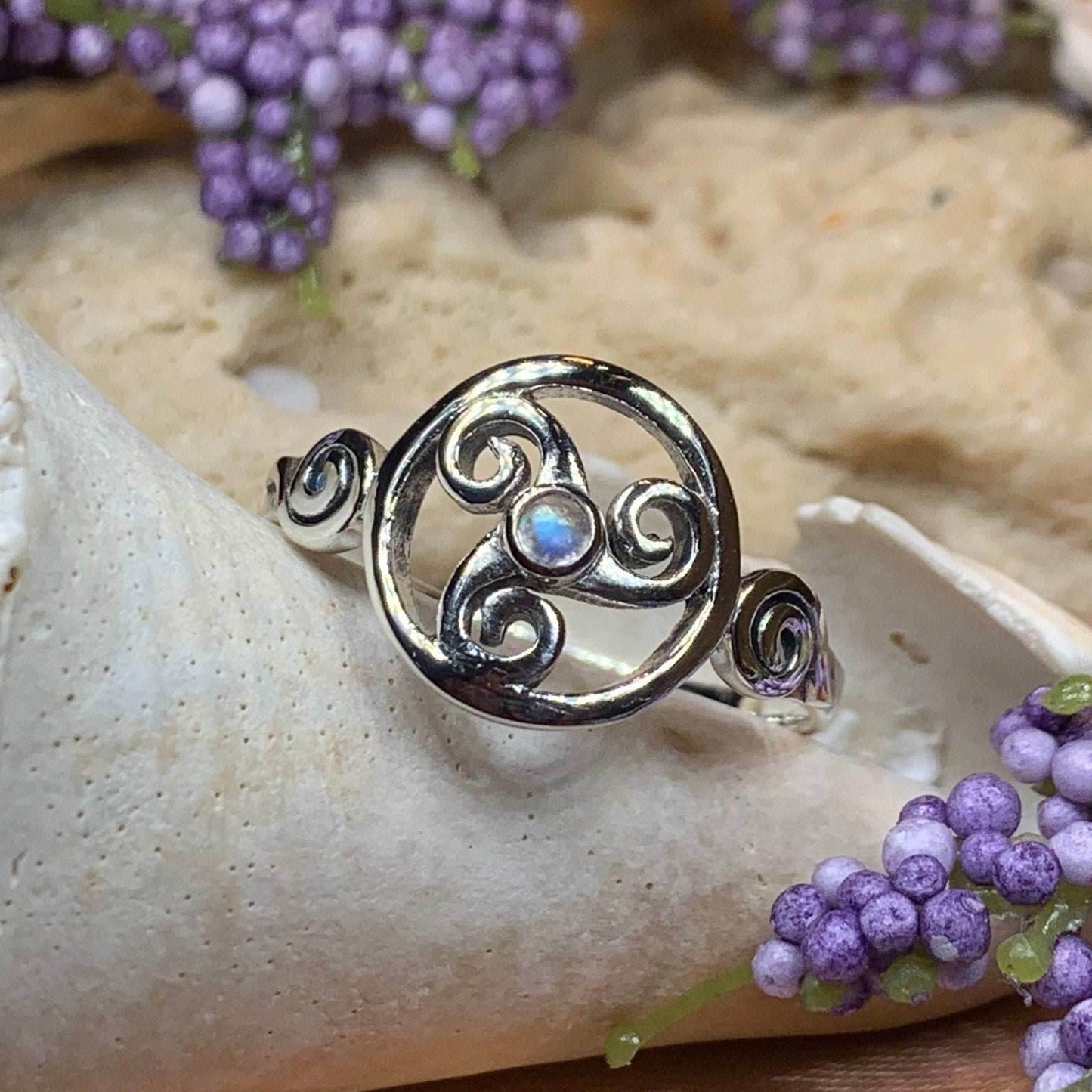 Amrita Celtic Spiral Ring - 6 / Moonstone