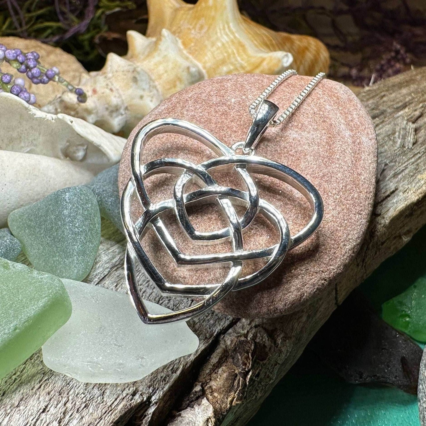 Brychan Mother's Knot Necklace - 18