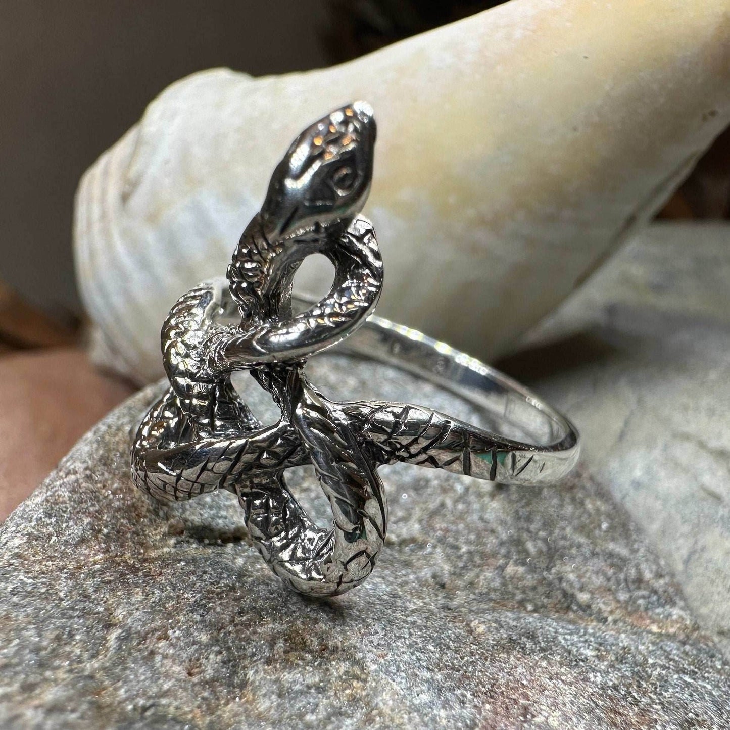 Crynoch Celtic Snake Ring - 7