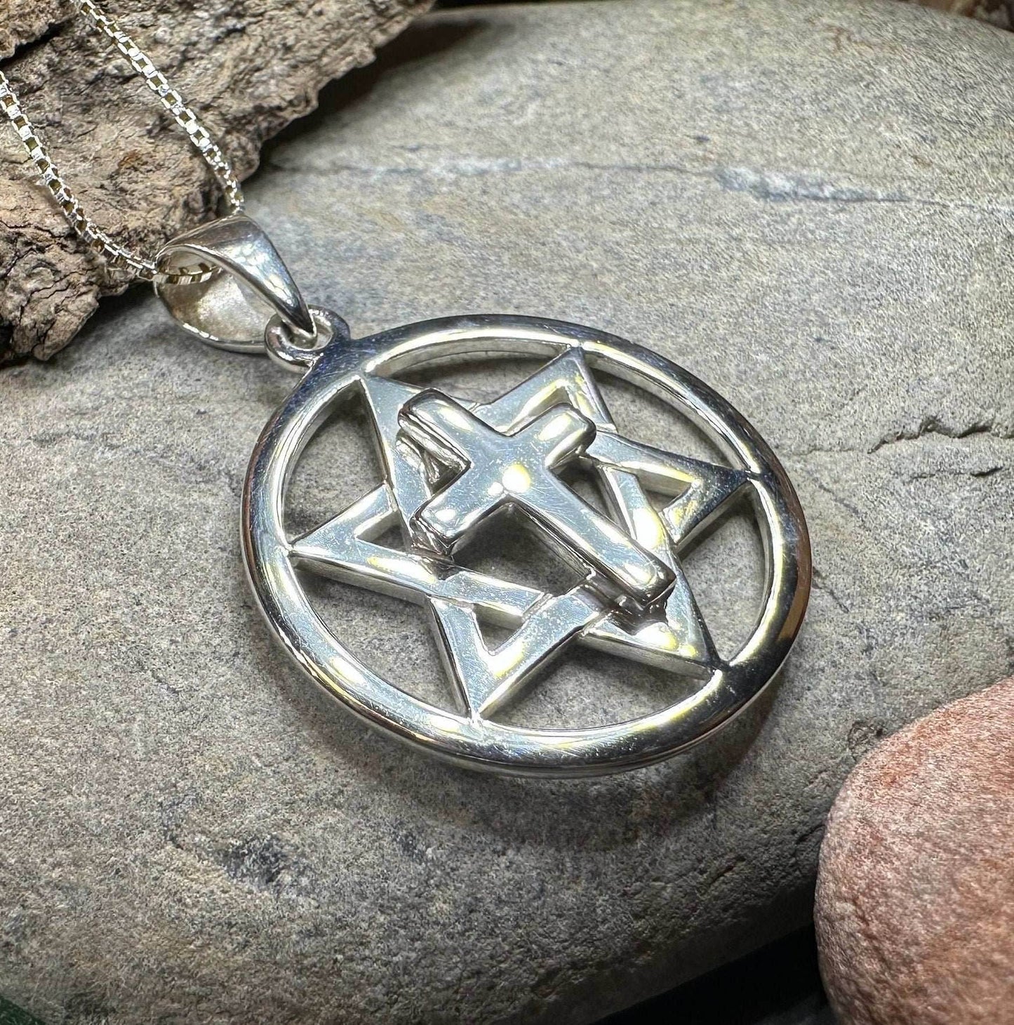 Star of David Cross Necklace - 18