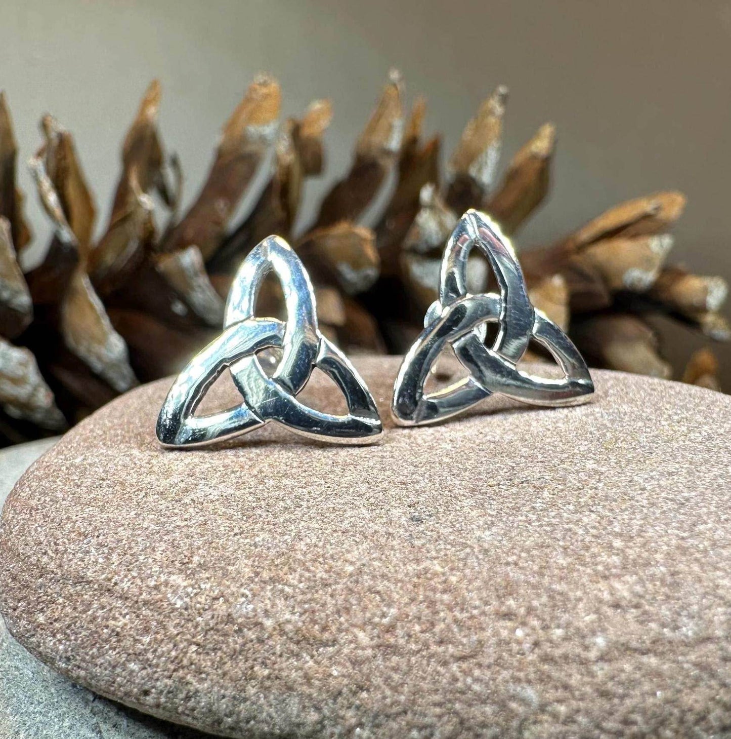Zephyr Celtic Trinity Knot Earrings -