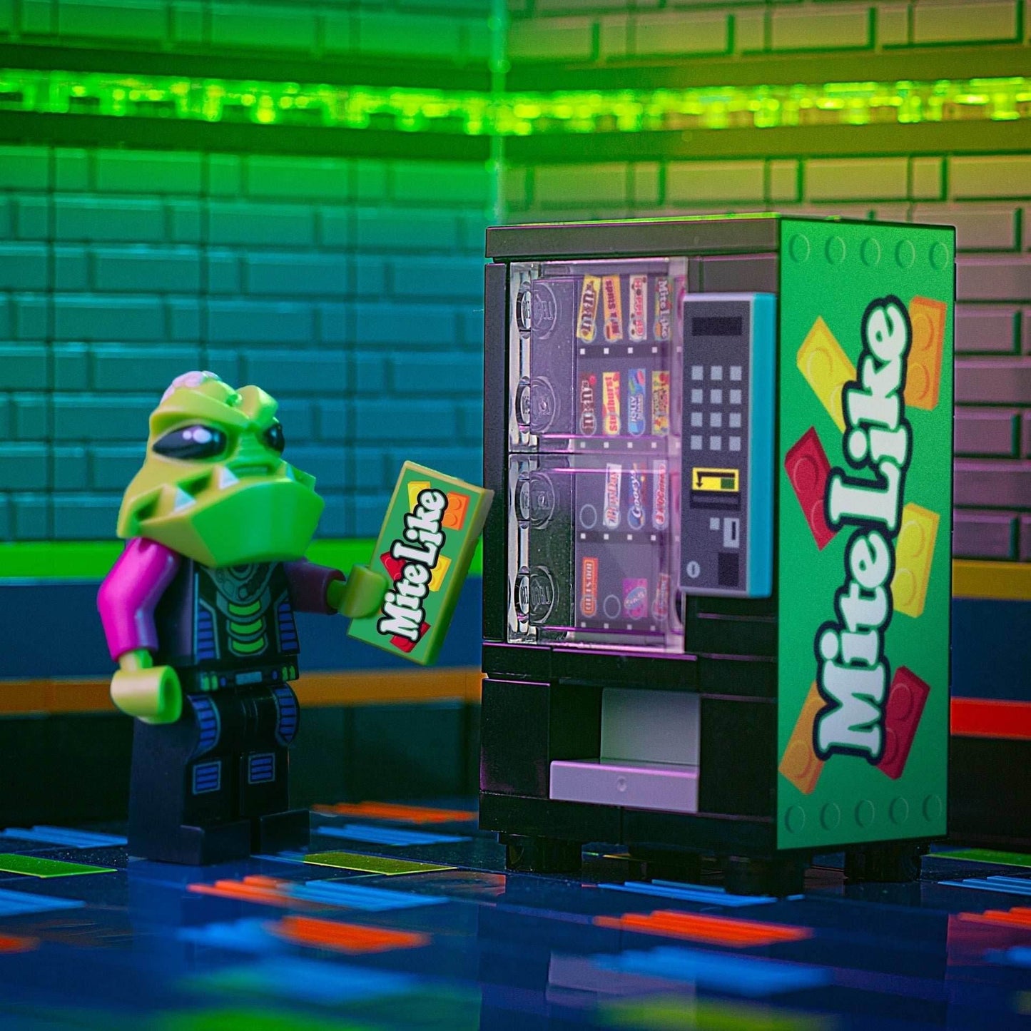 Mite Like - Candy Vending Machine made using LEGO parts - B3 Customs -