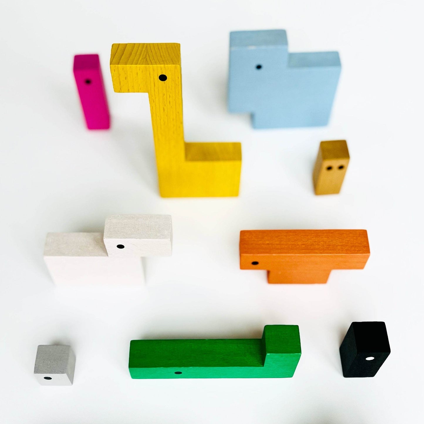 ZOOMATES™ - Wooden Logic Puzzle -