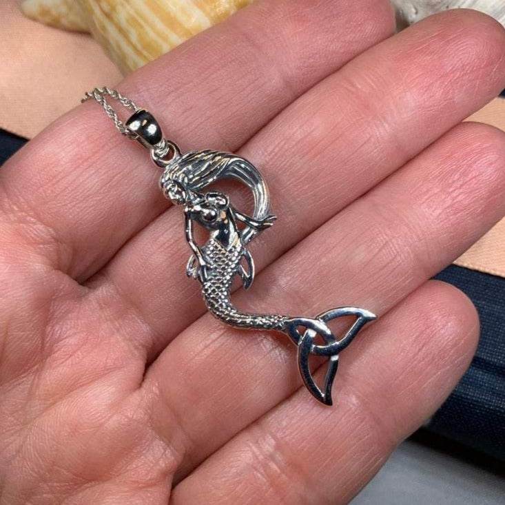Celtic Trinity Knot Mermaid Necklace - 18