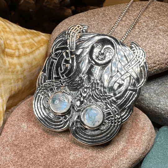 Mother Goddess Necklace - Amethyst