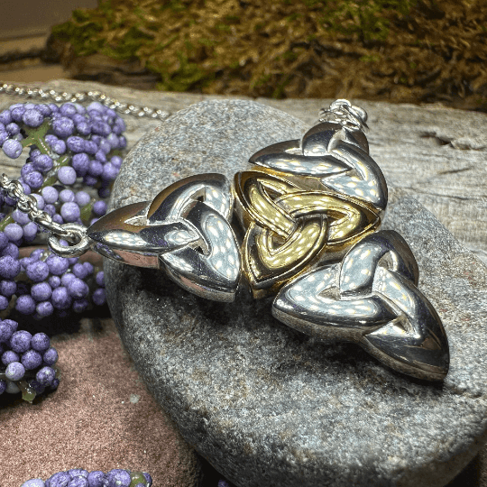 Kassity Trinity Knot Necklace -