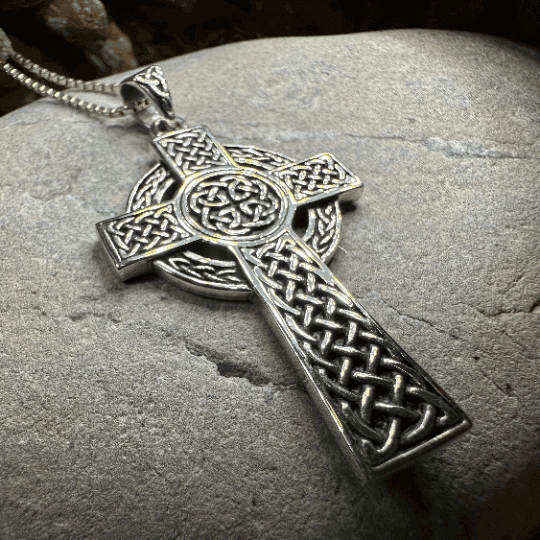 Kilcairn Celtic Cross Necklace - 18
