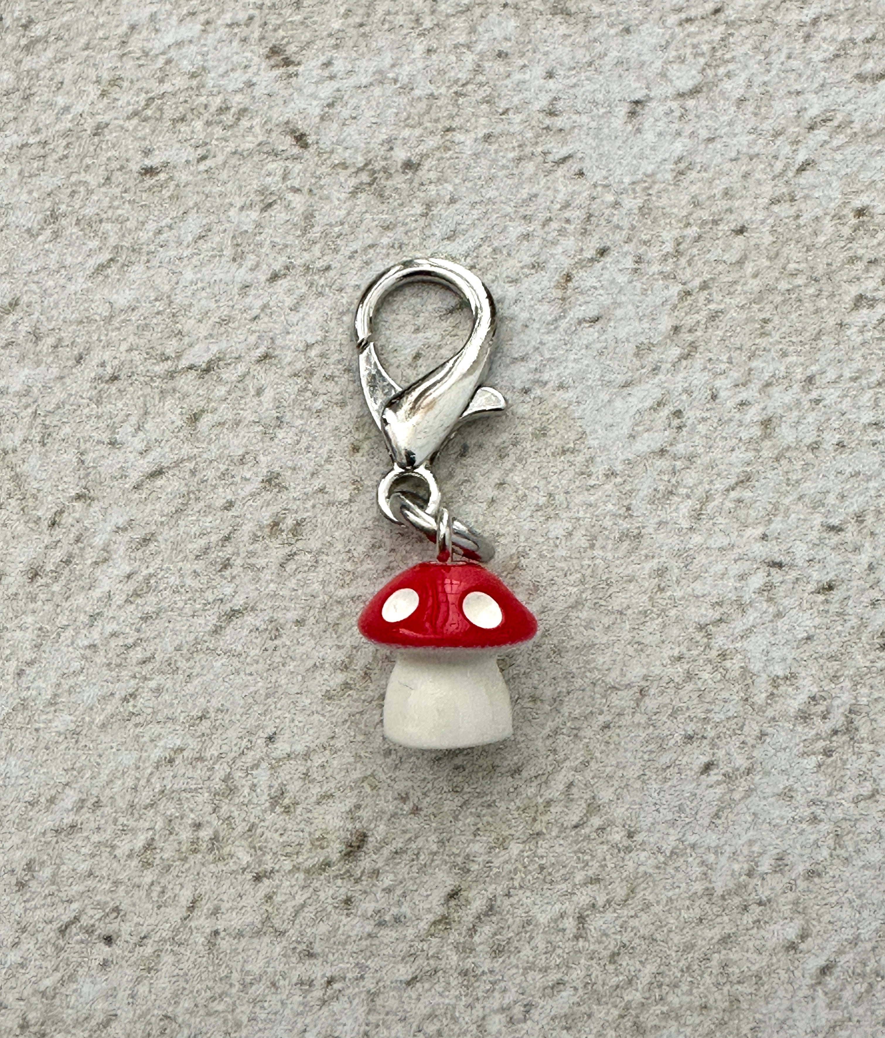 Red Mushroom Cottagecore Zipper Pull Bag Charm Keychain