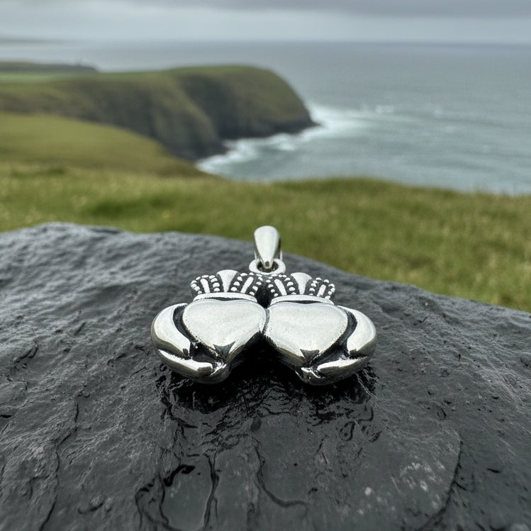 Croi Claddagh Necklace