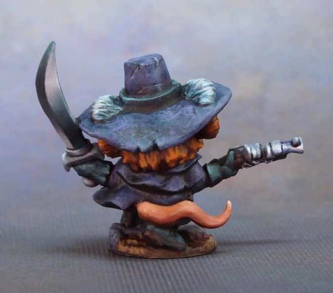 Dark Heaven Legends: Duskwarden Mousling - 