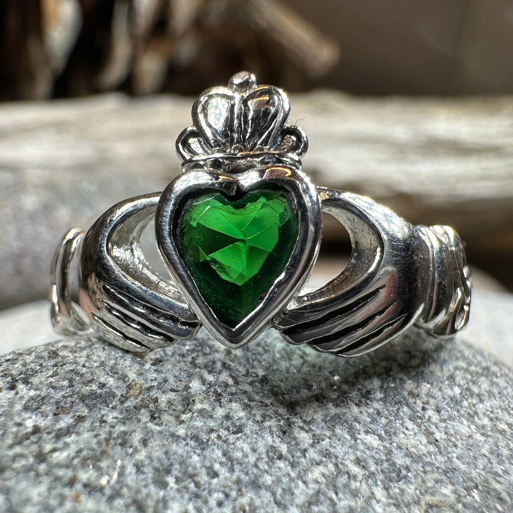 Claddagh Trinity Knot Ring