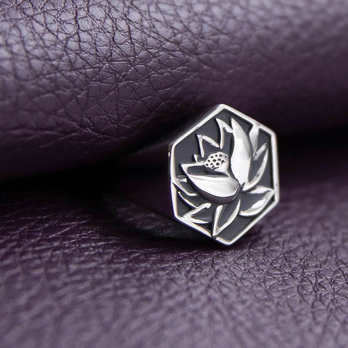 Magic: The Gathering X RockLove Black Lotus Signet Ring - Size 6