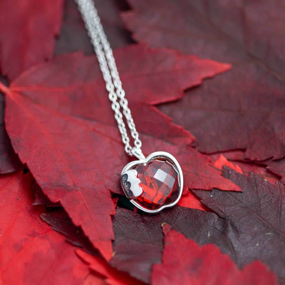 Disney X RockLove SNOW WHITE Crystal Take a Bite Apple Necklace - 