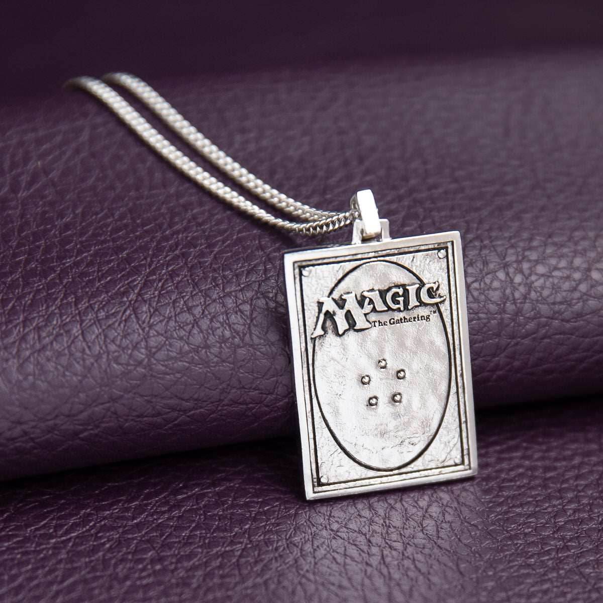 Magic: The Gathering X RockLove Black Lotus Miniature Card Necklace - 