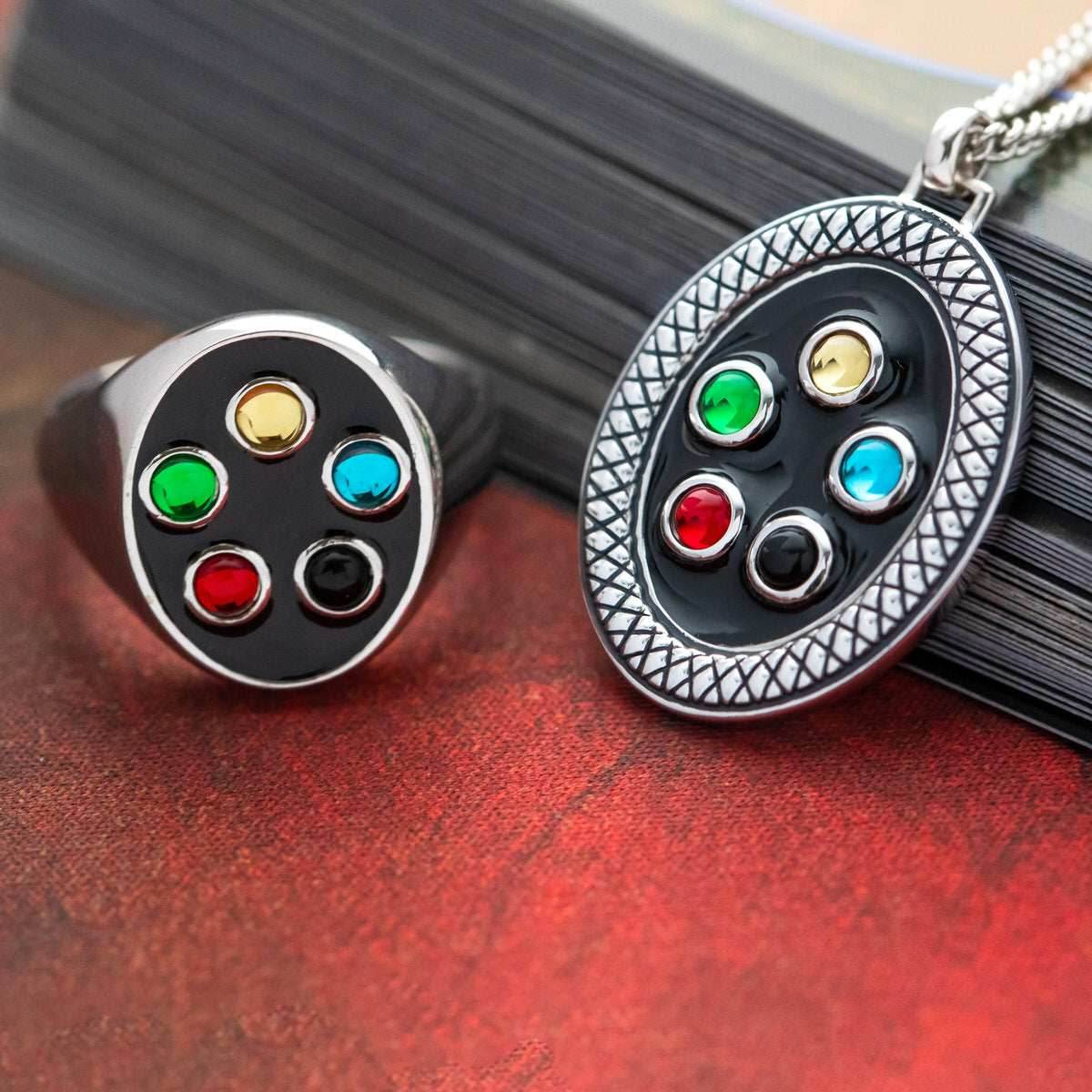 Magic: The Gathering X RockLove Pip Medallion Necklace - 