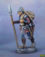 Dungeon Dwellers: Overladen Henchwoman Marina - 