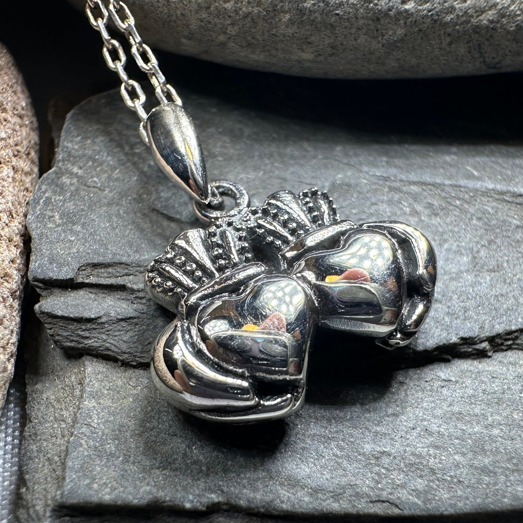 Croi Claddagh Necklace