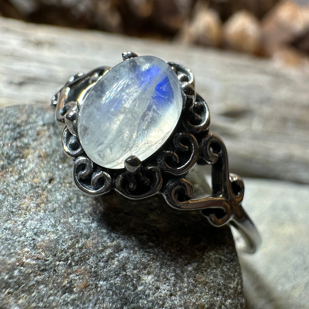 Dulciana Moonstone Ring