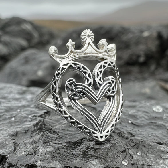 Lady of Skye Luckenbooth Ring