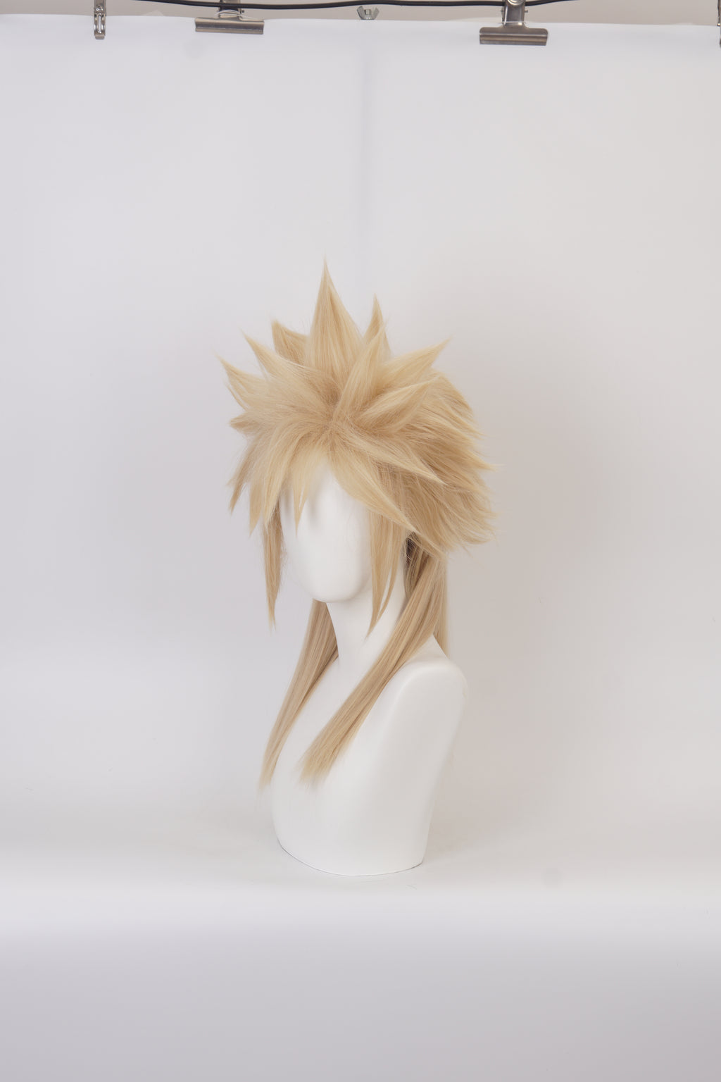 Final Fantasy 7 Cloud wig
