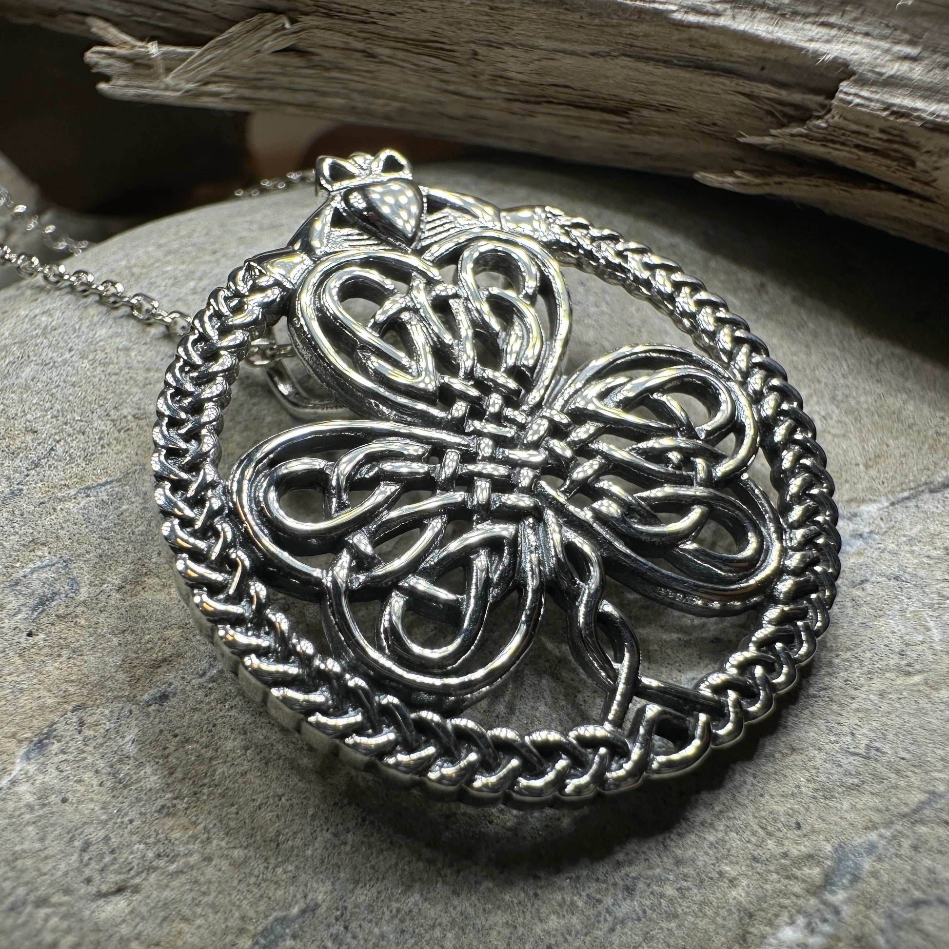 Sylvania Shamrock Necklace - 