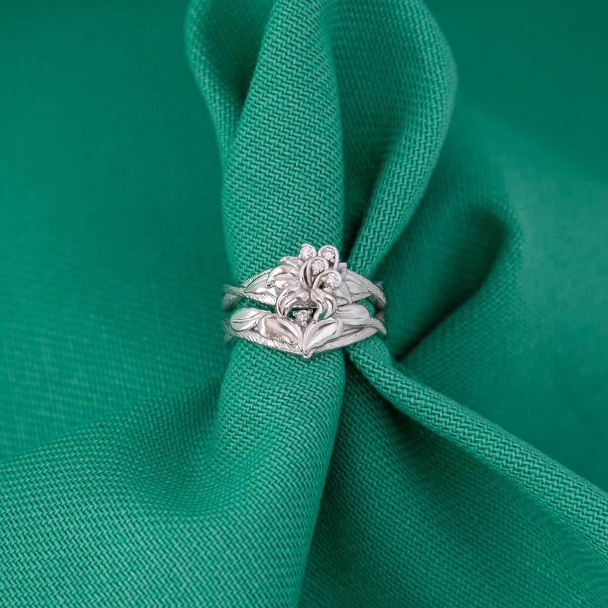 Disney X RockLove DISNEY TANGLED Rapunzel Sundrop Flower Stacker Rings - Yellow Gold Plated / Size 5