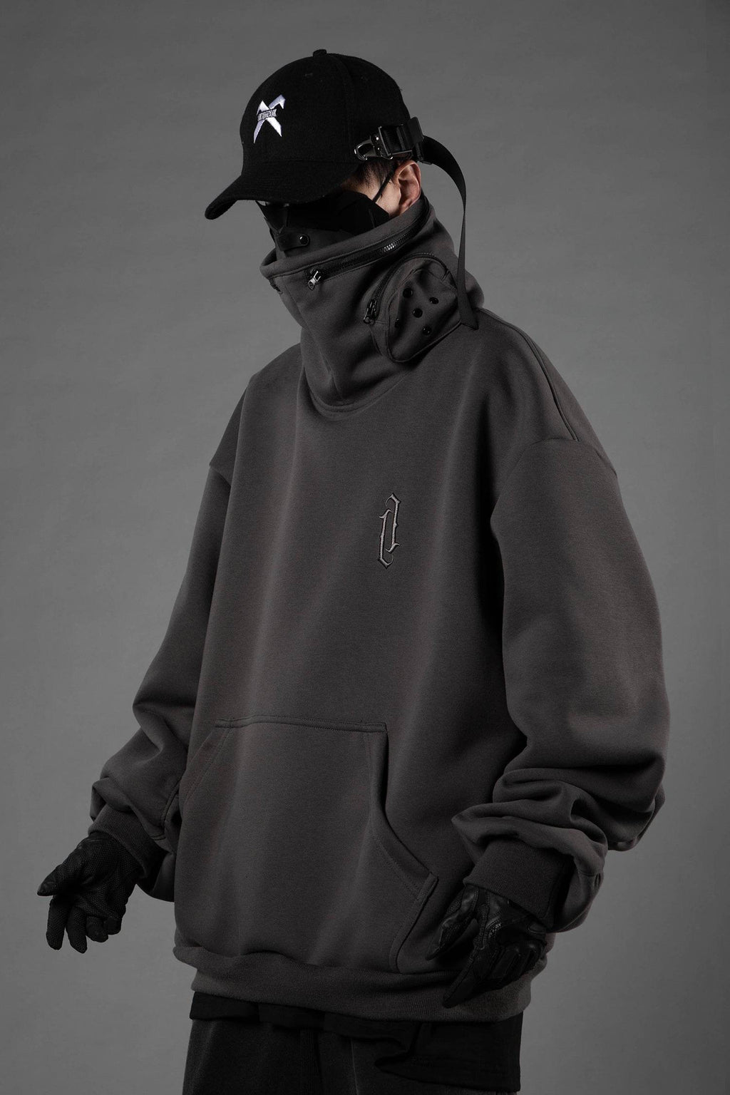 H32 Tech Transformation Hoodie/Sweatshirt - Grey / M