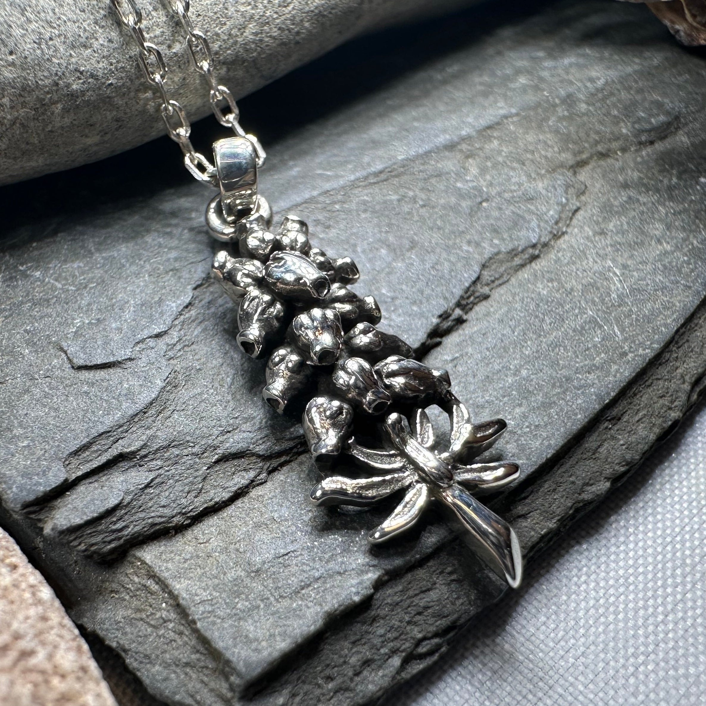 Elegant Bluebell Necklace