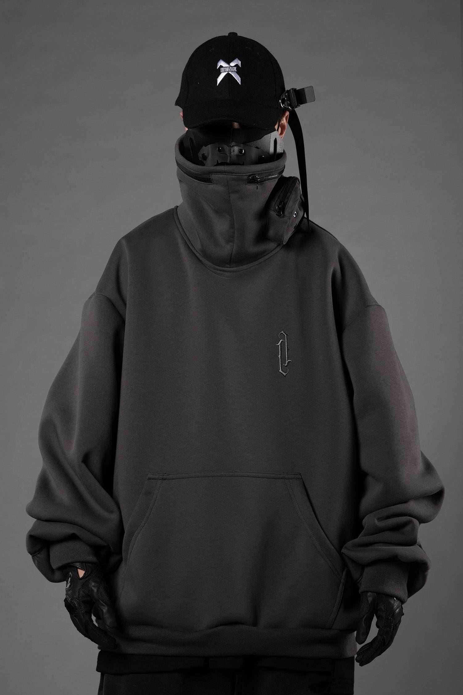 H32 Tech Transformation Hoodie/Sweatshirt - Grey / M