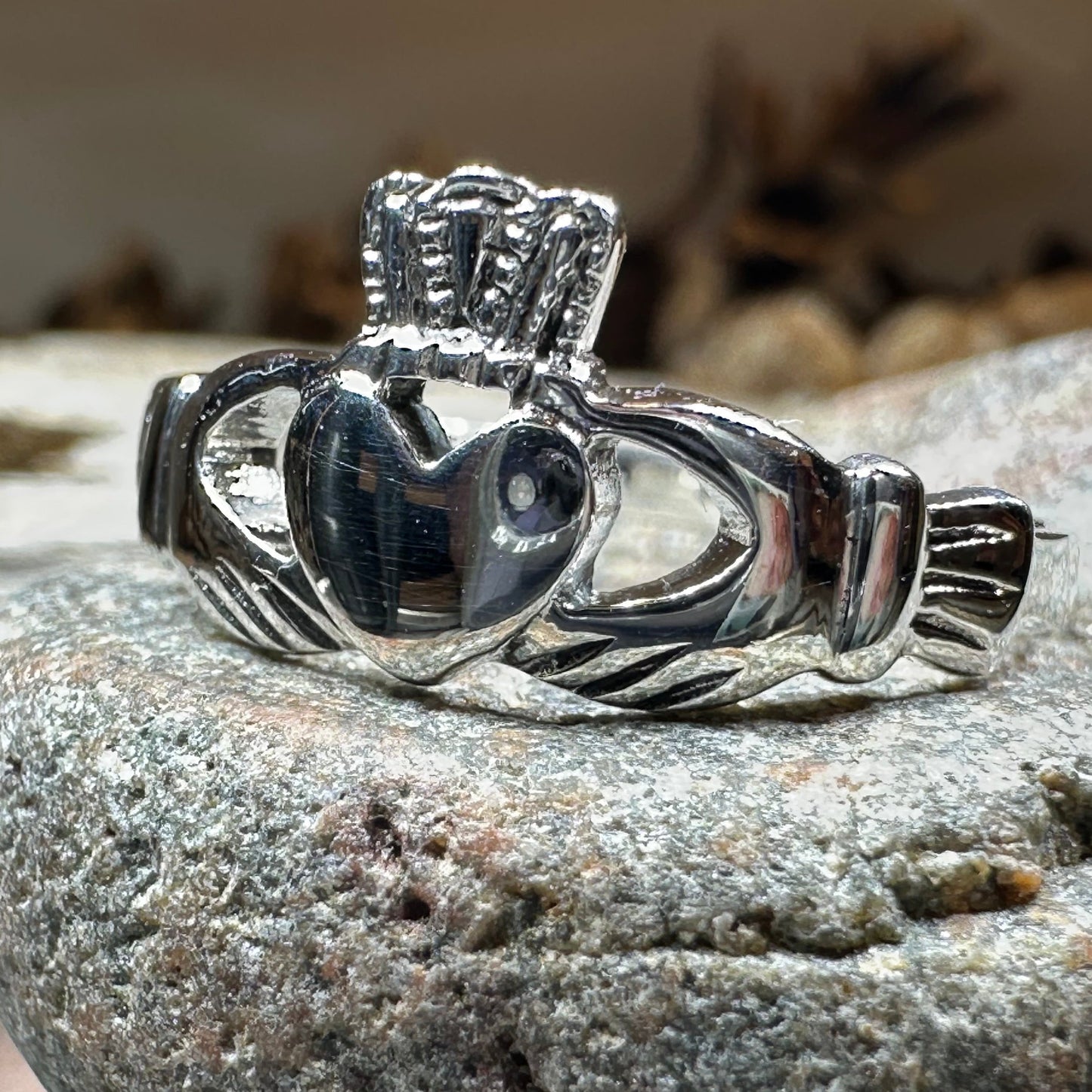 Irish Claddagh Celtic Knot Ring