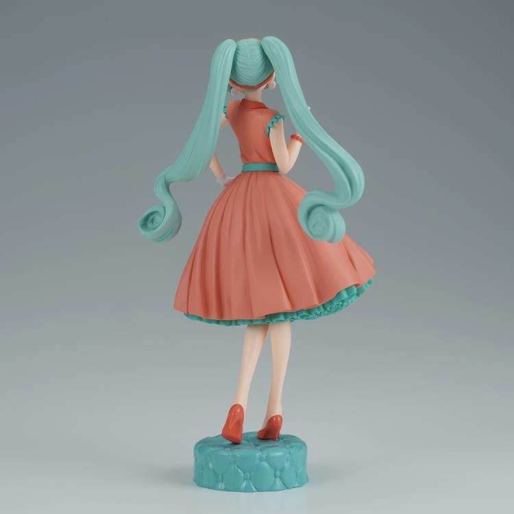 Vocaloid World Journey Vol.1 Hatsune Miku Figure - 