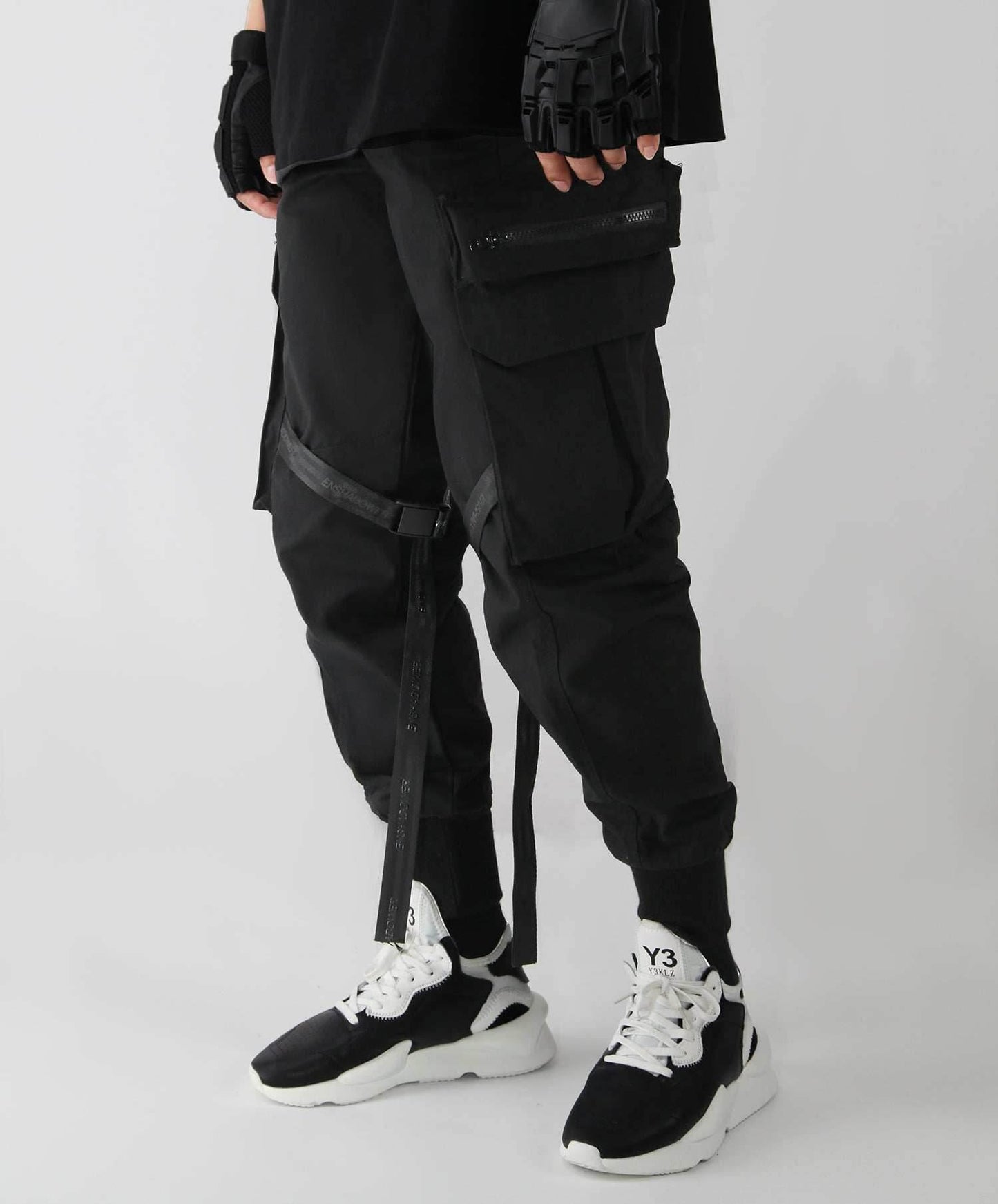 IBP1828 Noble Cargo Pants - Black / S
