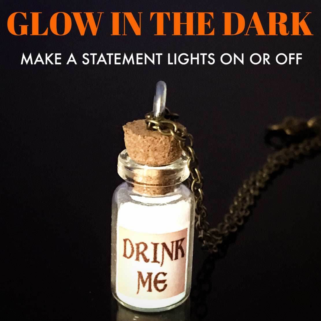 Alice in Wonderland necklace orange glow - 