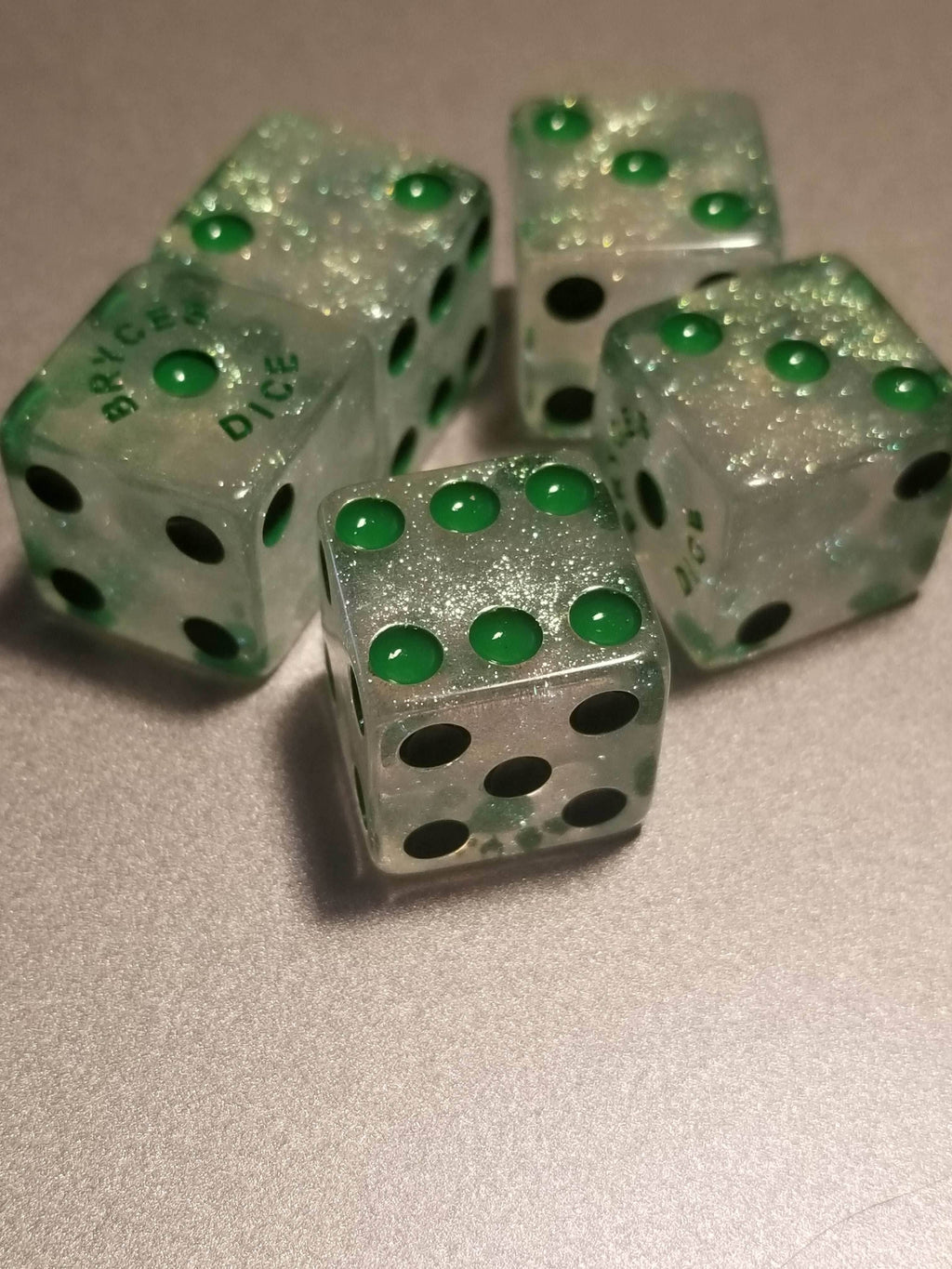 BrycesDice 16mm Glitter d6 (Green) Square Edge [per die] - 